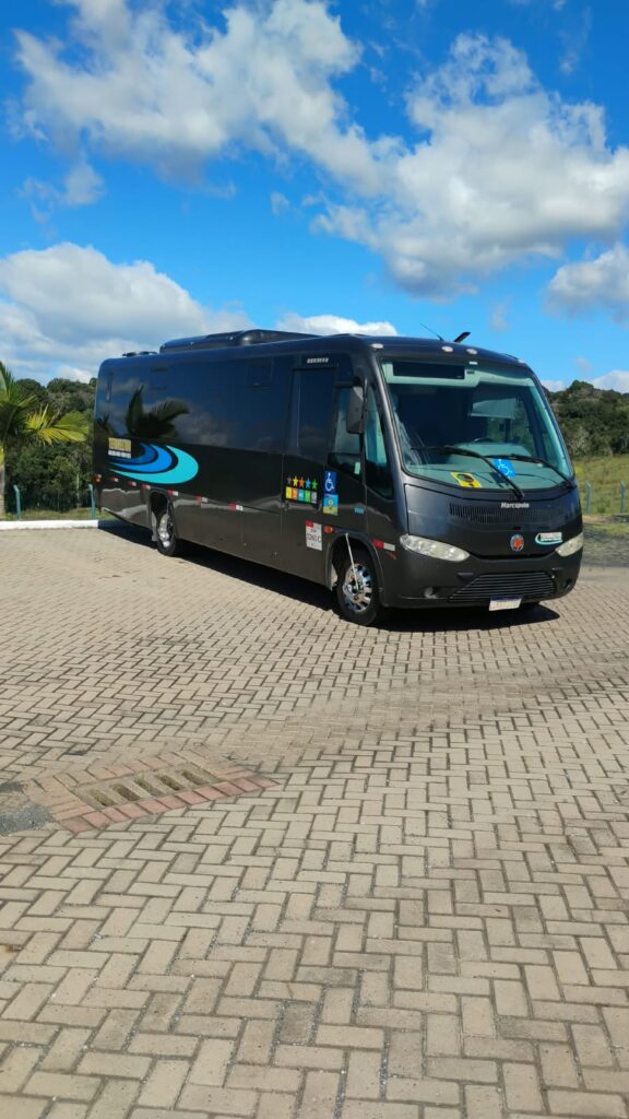 Micro-Ônibus de turismo