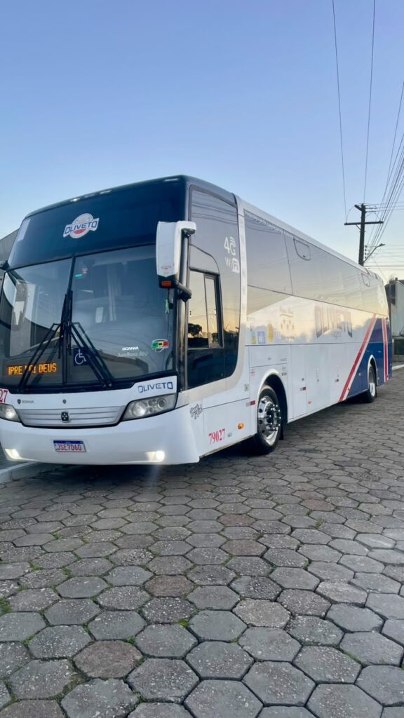 Ônibus de turismo
